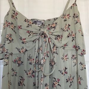 American Eagle floral side slit top